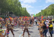 Paris: Carnaval 2023 sur les Champs- Élysées
